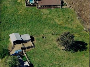 20892 Thorn Ln, Redding, CA 96003