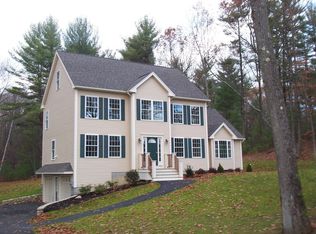 10 Lane Ten Acres Rd, Merrimac, MA 01860