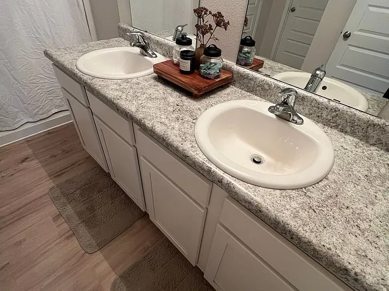 5253 Peach Dr — Photo 12
