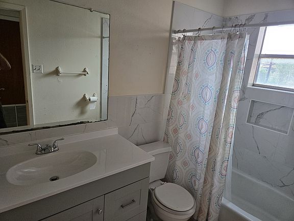 Newly remodeled bath