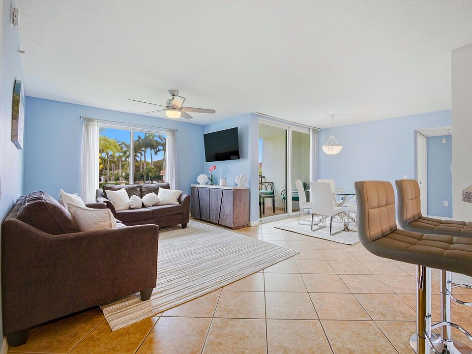 1st image of 316 Villa Circle