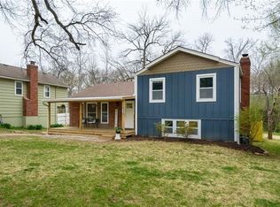 7220 Grandview St, Overland Park, KS 66204