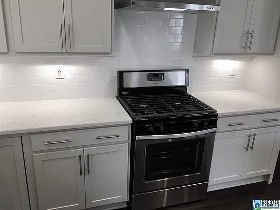 5th image of 3458 Sawyer Dr