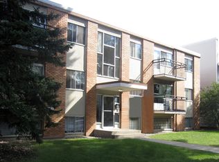10727 103rd St NW #BACHELOR, Edmonton, AB T5H2V7
