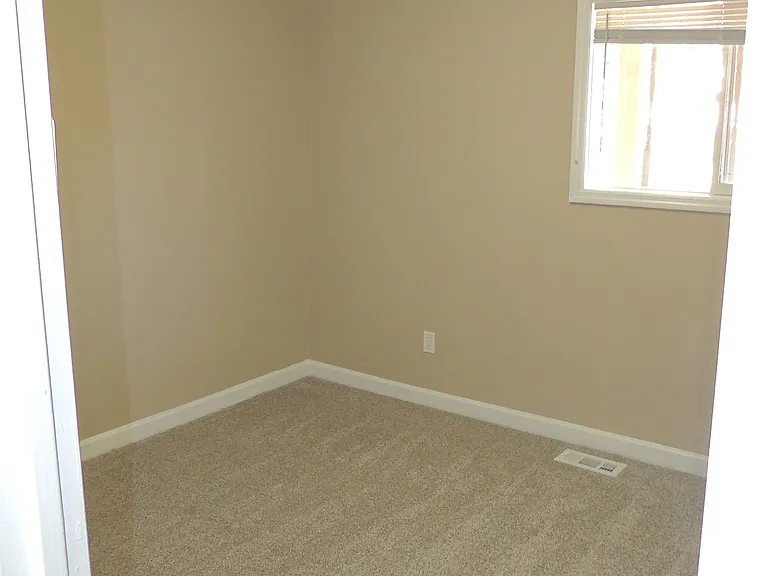 5421 Thompson Cir — Photo 20