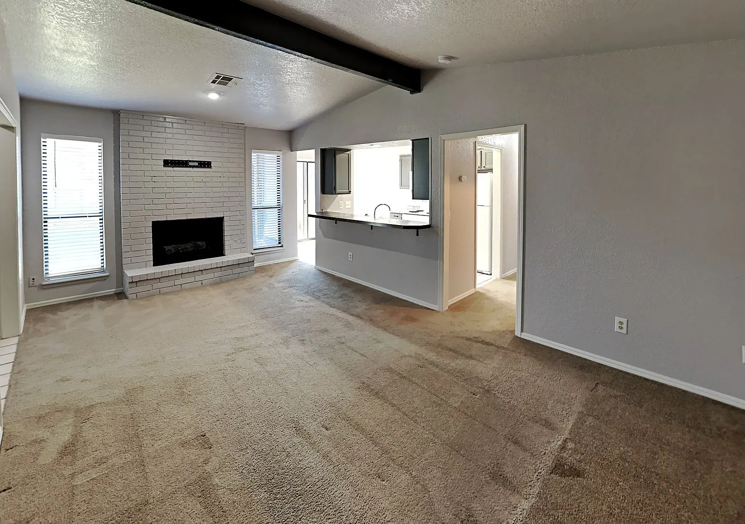 2 Bedroom 2 Bathroom Duplex with a Garage in Edmond Schools — Photo 3