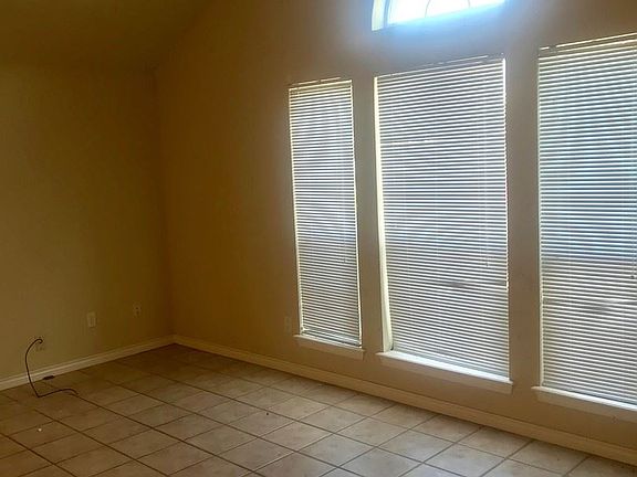 5th image of 1439 Western Oaks Ct