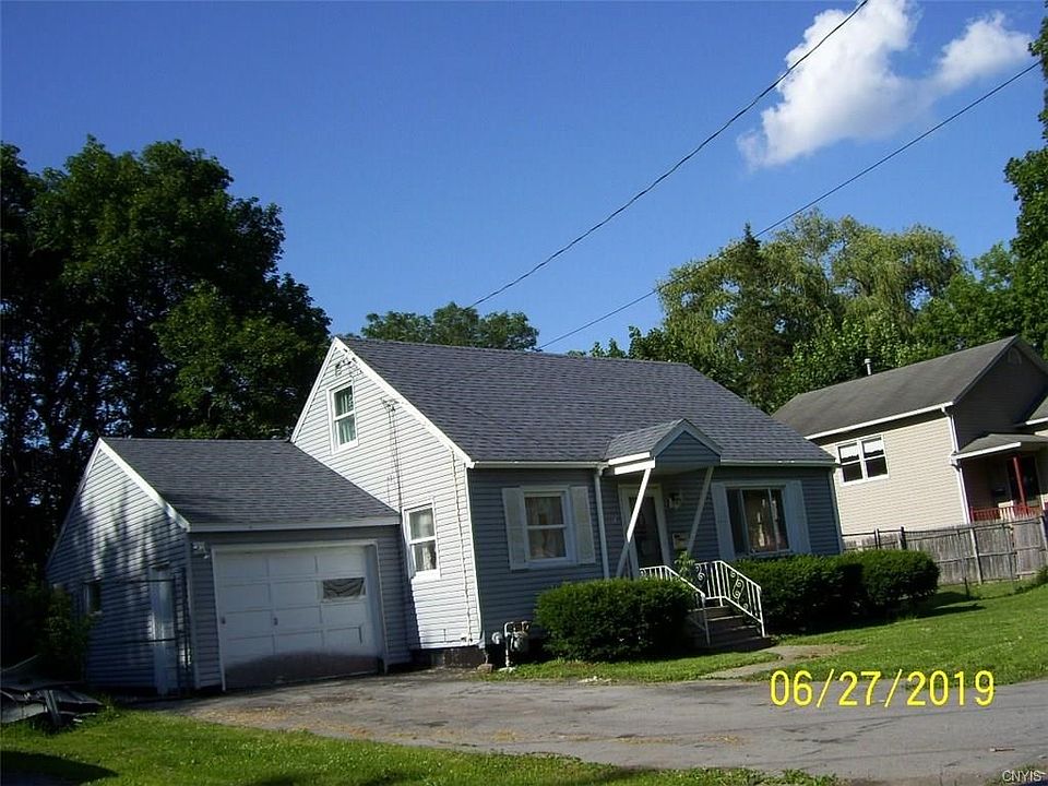 2nd image of 134 W Florence Ave