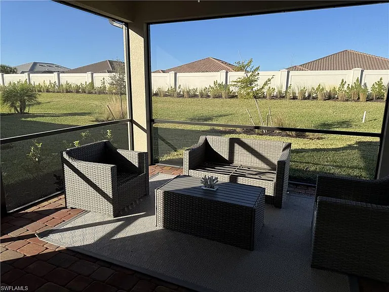 17442 Caravita Ln — Photo 4