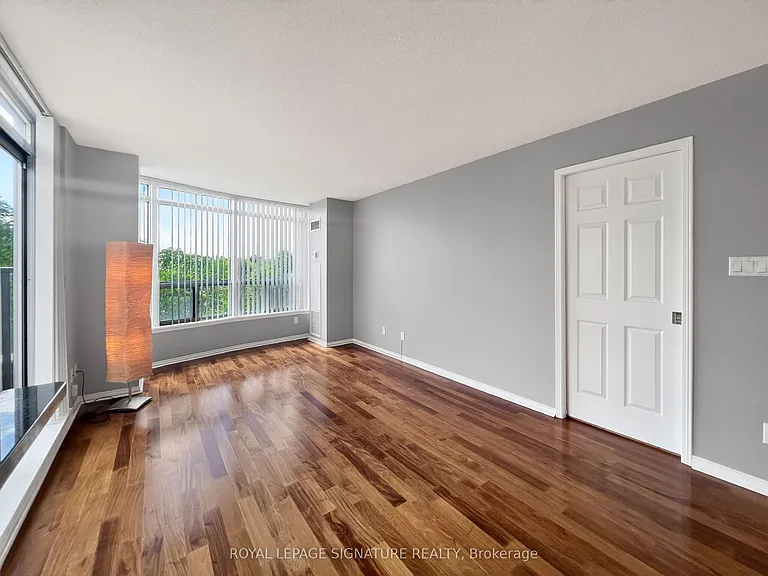 233 Beecroft Rd #506 — Photo 2