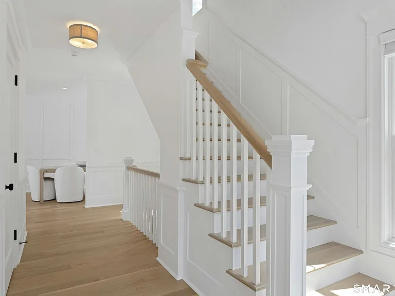 16R Old Stamford Rd — Photo 5