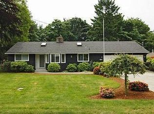 1017 Marine View Cir SW, Seattle, WA 98166