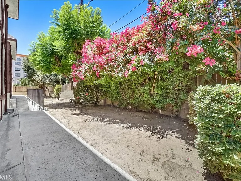 1521 S Del Mar Ave #1521K — Photo 34