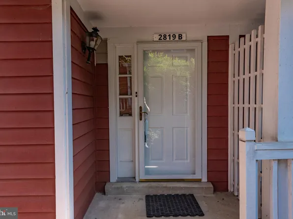 2819 S Woodrow St APT B, Arlington, VA 22206