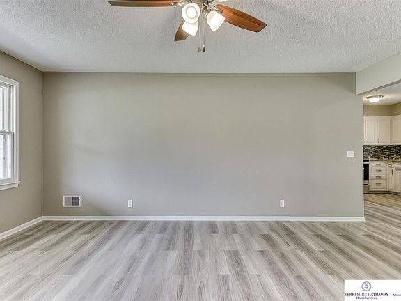 3rd image of 1815 Josephine St
