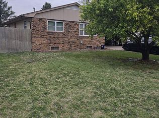 2107 N Cherokee Rd, Garden City, KS 67846