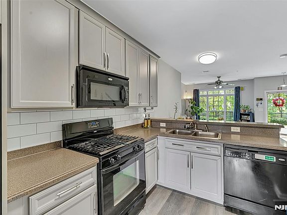 2nd image of 408 Deluca Road