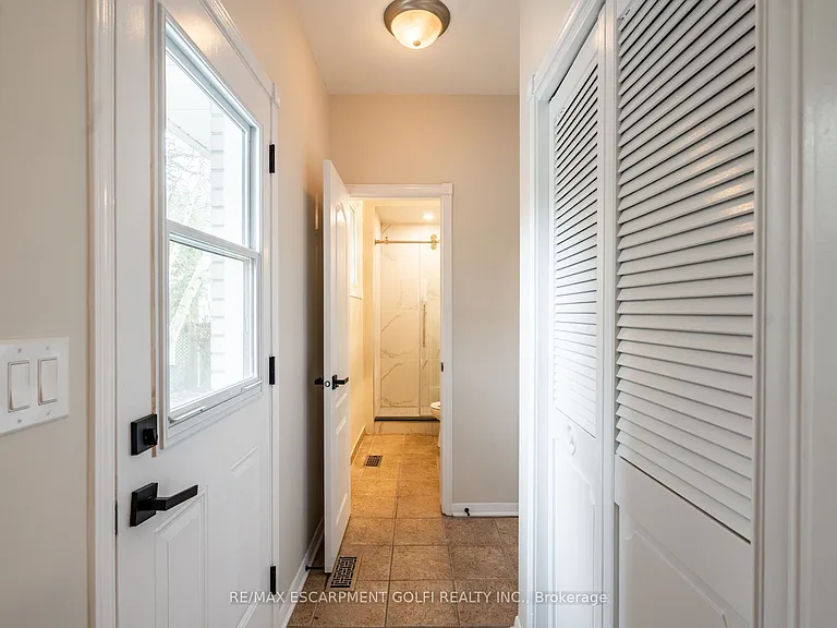 273 Riverview Blvd — Photo 13