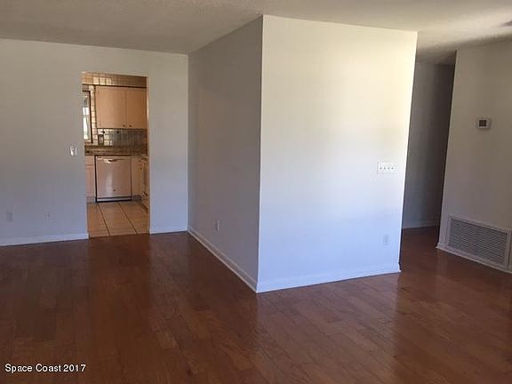 3rd image of 1105 Coronado Dr