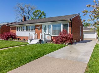21849 Schroeder Ave, Eastpointe, MI