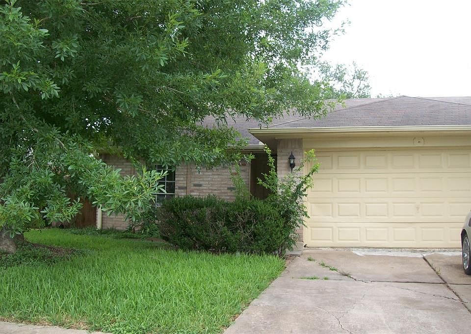 1st image of 14014 Towne Way Dr