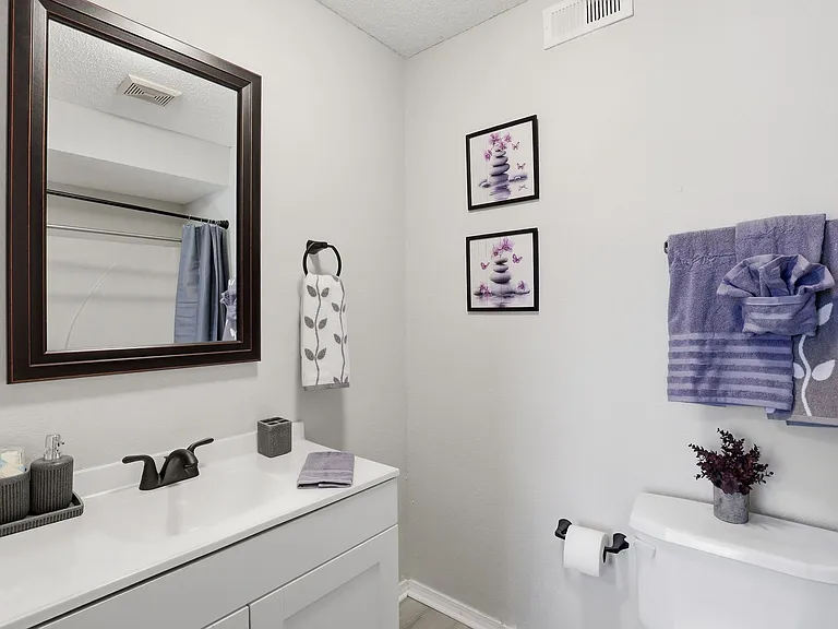 Edmond at Twenty500 Apartments — Photo 18