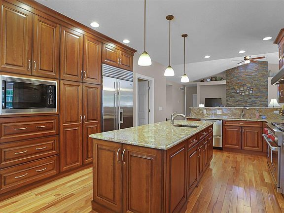 4th image of 6104 Timberwolfe Dr