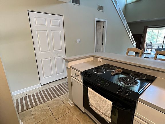 2nd image of 1207 Harbourside Dr #1207