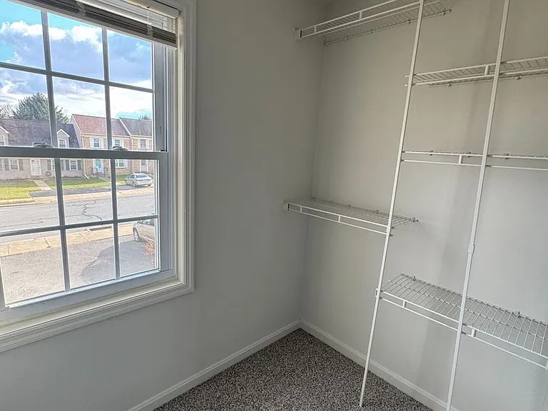 2676 Northfield Dr — Photo 11