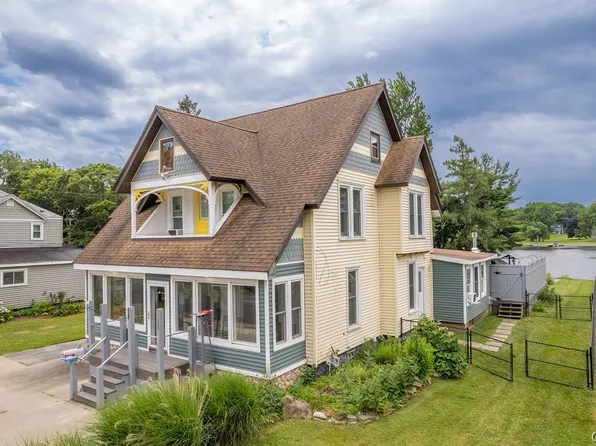 21 State St, Phoenix, NY 13135