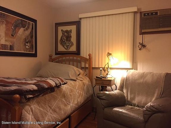 4th image of 374 Clarke Ave