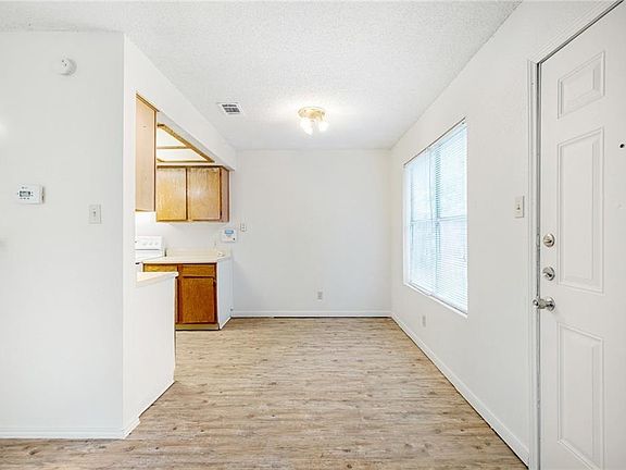 5th image of 9604 Carson Creek Blvd