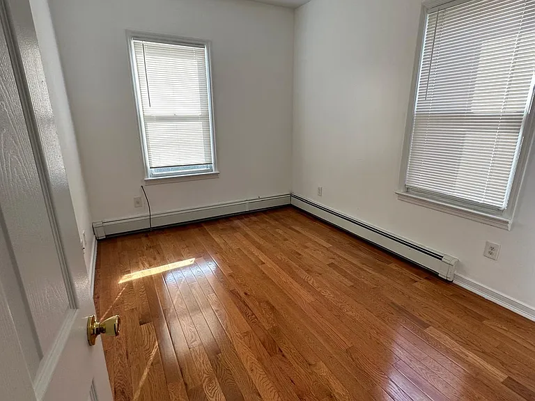 5986 Grand Ave #2A — Photo 2