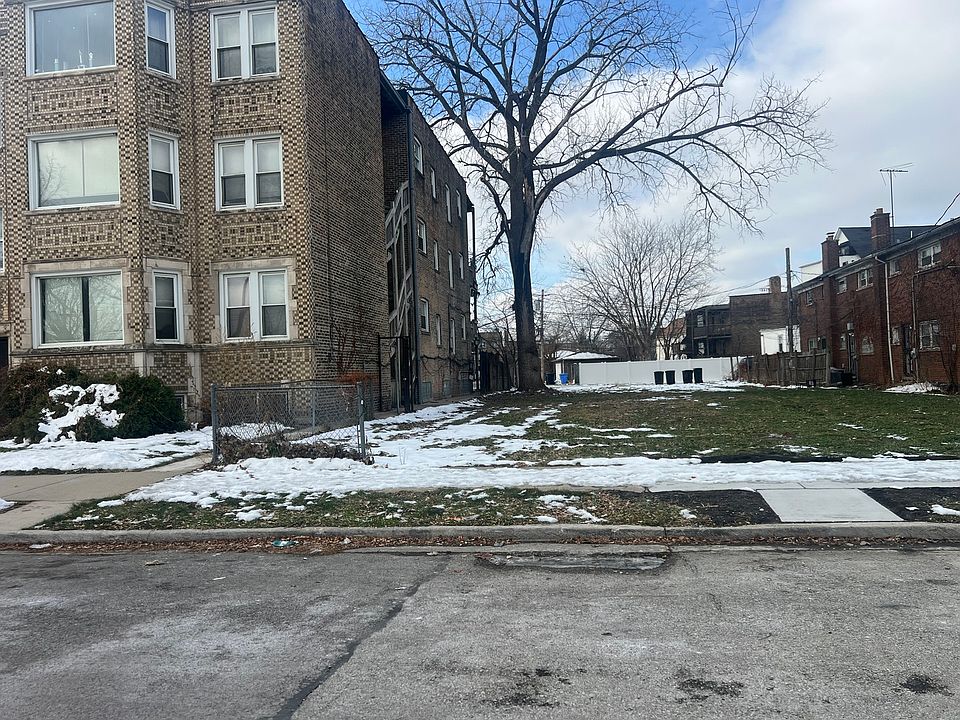 2nd image of 9044 S Dauphin Ave
