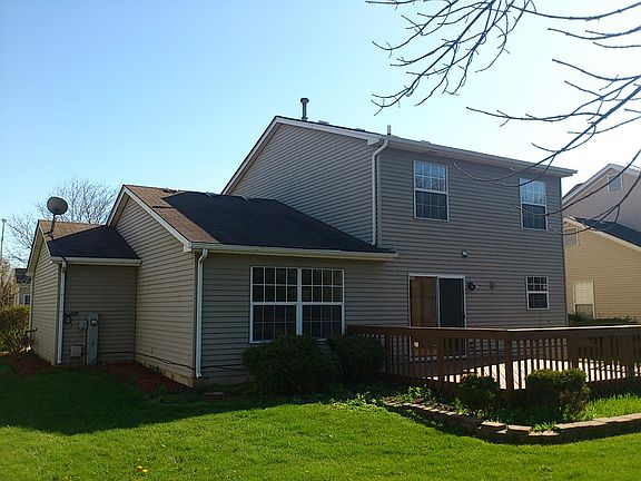 3rd image of 250 Braemar Gln
