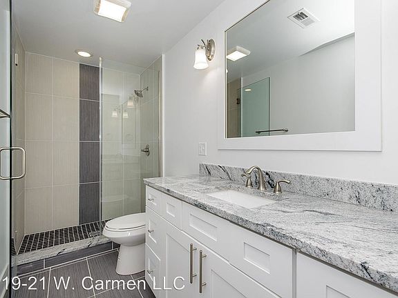 3rd image of 1319-21 W Carmen Ave #2N