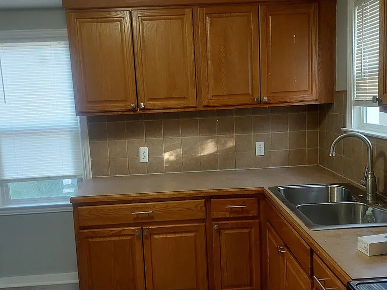 27050 Lucerne Dr — Photo 3