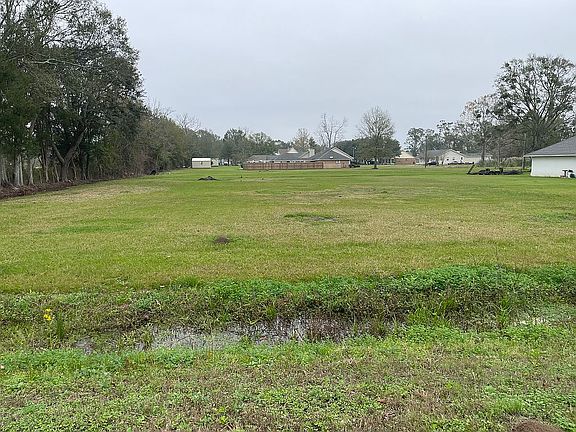 2nd image of 10277 Marantha Acres St