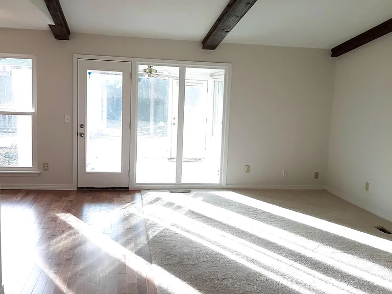 7340 S 70th East Ave — Photo 9