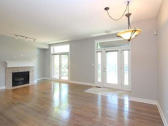 3rd image of 2912 N River Walk Dr