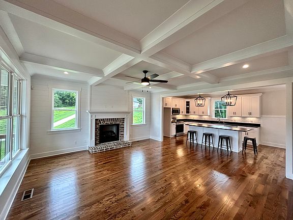 2nd image of 8693 Woodbury Acre Ct