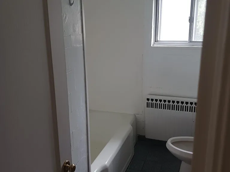 W162 N 11651 Park Ave #3 — Photo 11