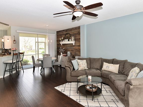 4th image of 12459 Country White Cir