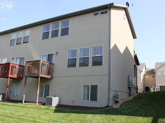 3rd image of 1237 N Firefly Dr W