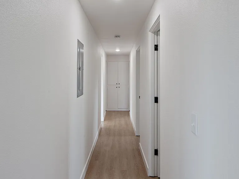 3132 SW Marigold St — Photo 9