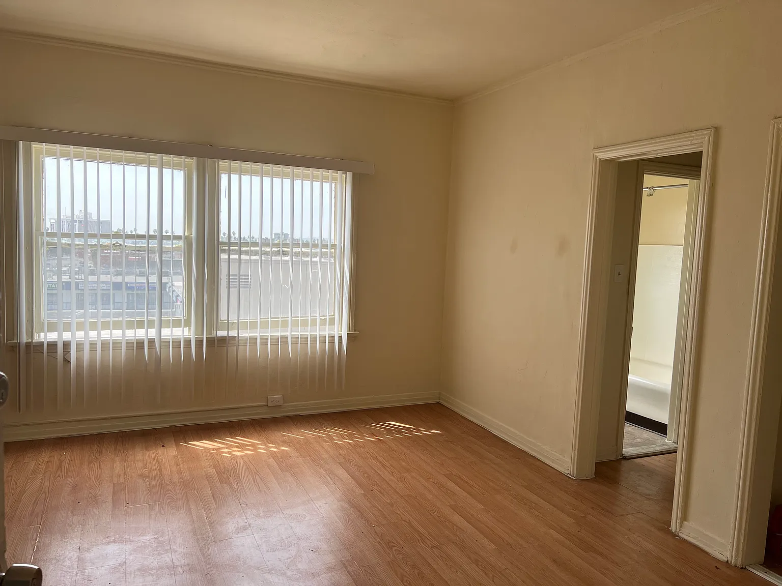 Studio, 625 sqft, $1,449 — Photo 3