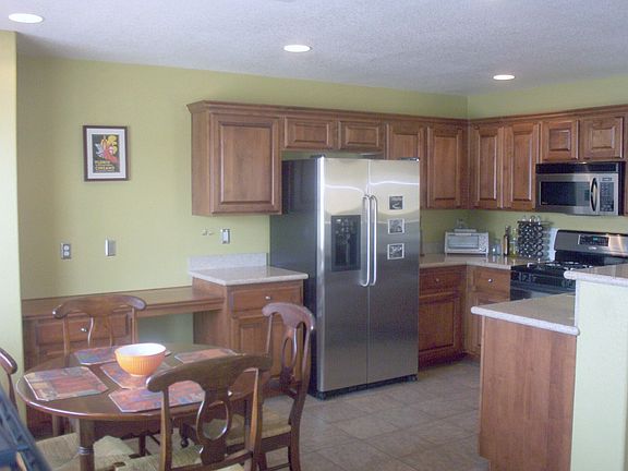 Kitchen/Dining Area!