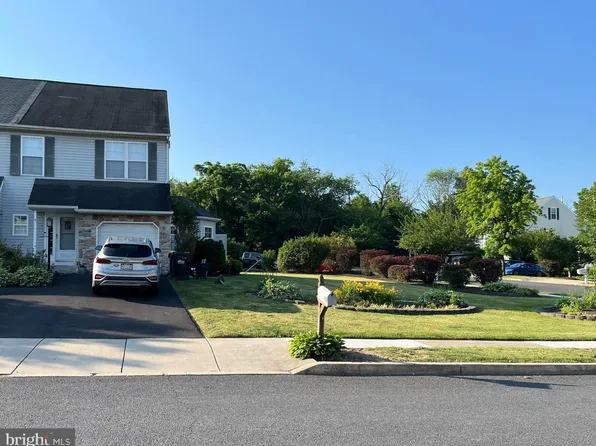 65 Misty Mdw, Perkasie, PA 18944