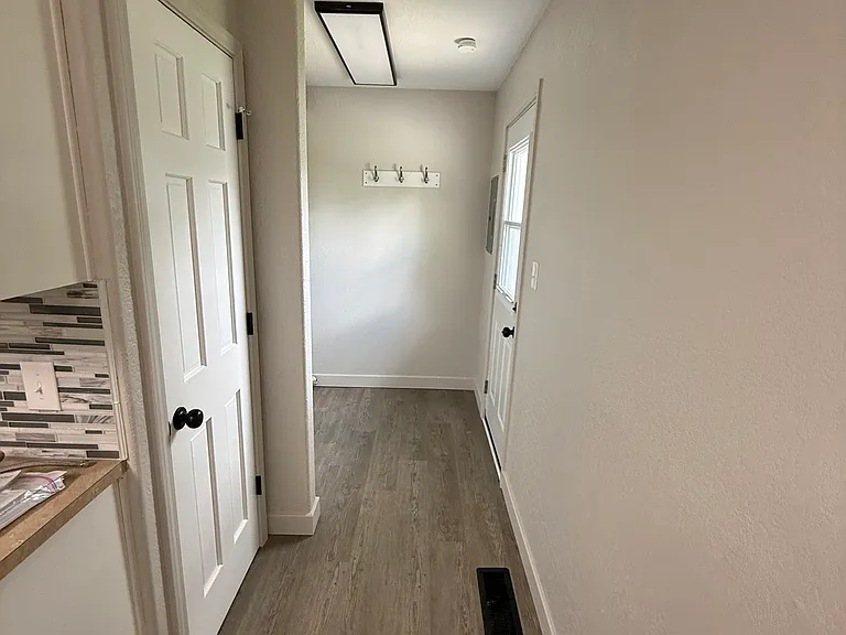 103 N Bunn St — Photo 10