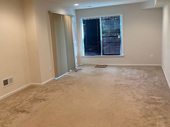4th image of 42737 Ogilvie Sq